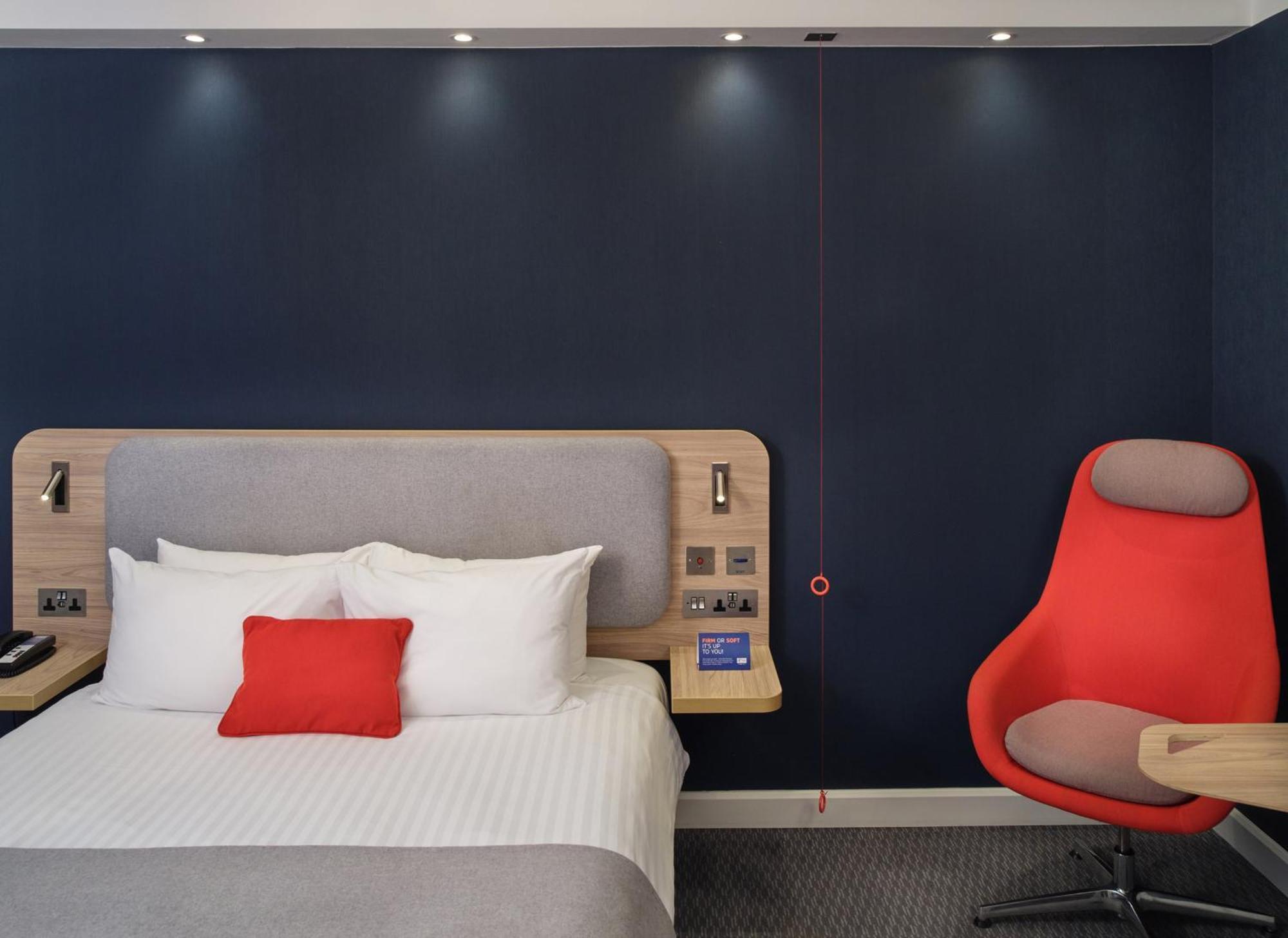 Standard Double Room Hot Accessible