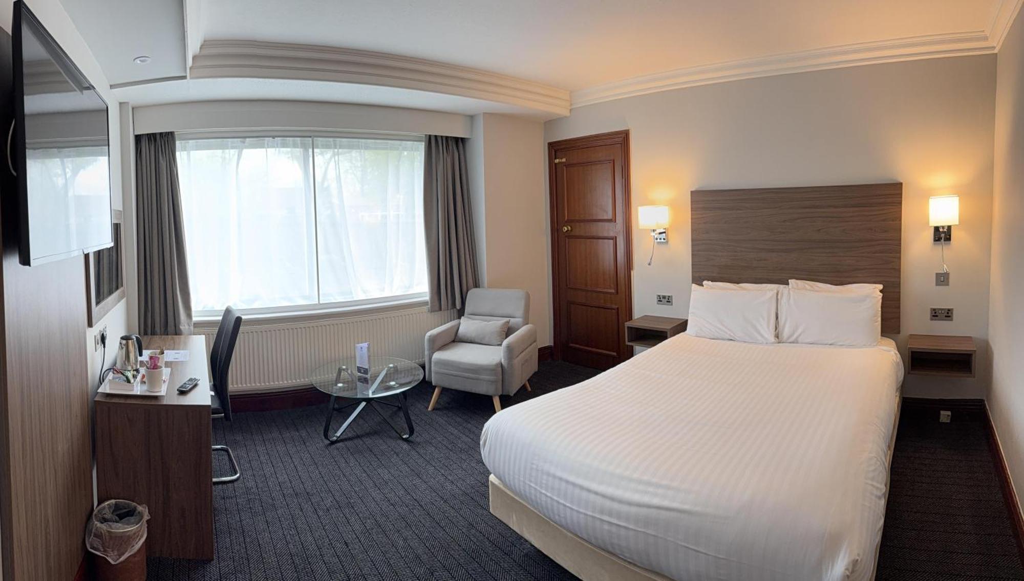 Standard King Room