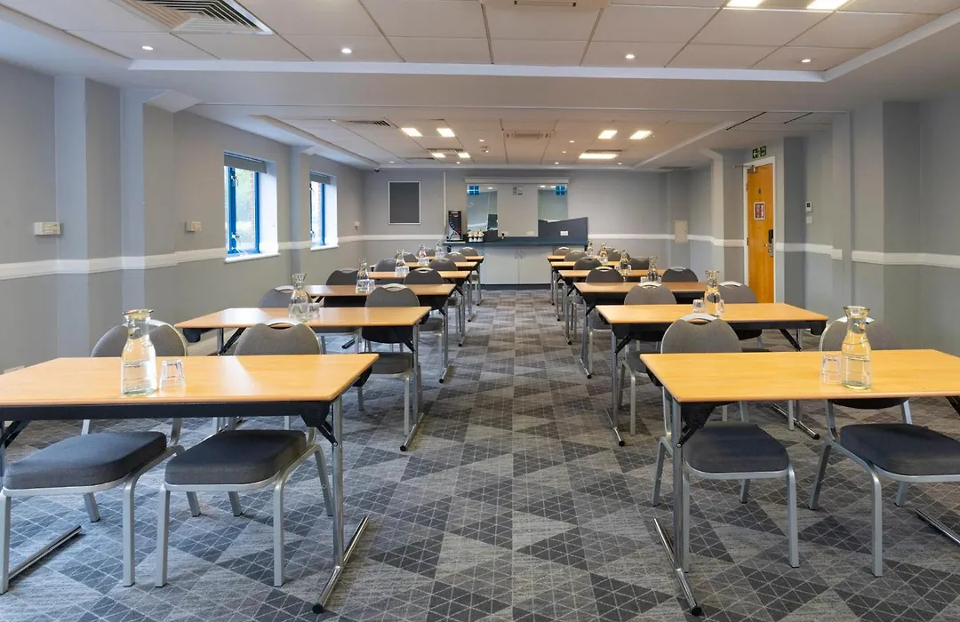 Holiday Inn Express Birmingham Airport Nec By Ihg-1