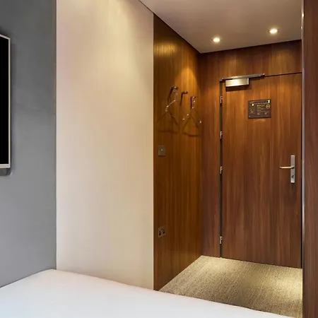 Four Points Flex By Sheraton Birmingham Jewellery Quarter-3