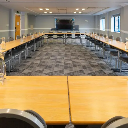 Holiday Inn Express Birmingham Airport Nec By Ihg-3